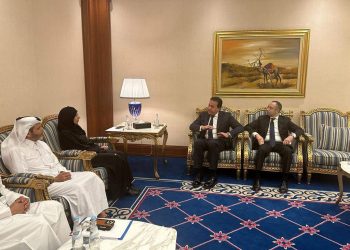 وزير الصحة يلتقي نظيرته القطرية على هامش منتدى الشرق الأوسط للجودة والسلامة في الرعاية الصحية