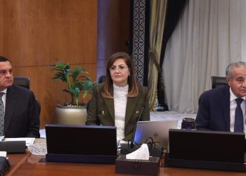 رئيس الوزراء يوجه باستمرار الرقابة على 550 منفذا ومعرضا لبيع السلع