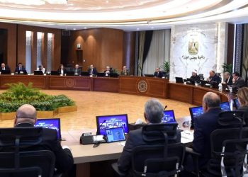 مدبولى” يوجه بسرعة استلام الموظفين” المنتقلين للعمل بالعاصمة الإدارية لوحداتهم المخصصة لهم في مدينة بدر