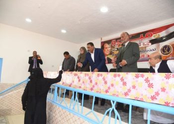 محافظ مطروح يوجه الشكر لجمعية تنمية المجتمع المحلى بسيوة على مشاركتها المجتمعية الفاعلة