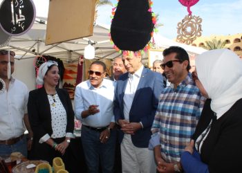 وزير الشباب ومستشار الرئيس للمناطق النائية والحدودية ومحافظ مطروح يتفقدون الأنشطة والبرامج الرياضية بالمحافظة