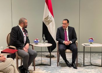 مدبولي يلتقي وزير الخارجية البريطاني ويؤكد أهمية التوصل لحل سريع يوقف الصراع المسلح  بالسودان