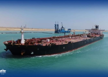 قناة السويس تشهد عبور 72 سفينة بإجمالي حمولات صافية قدرها 4.9 مليون طن اليوم الاربعاء