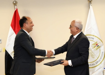 وزير التعليم ورئيس جامعة حلوان يوقعان برتوكول تعاون لتقديم “الدبلومة  التربوية