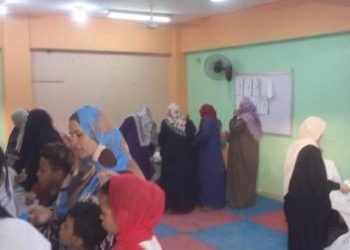“فى إطار مبادرة “إحنا معاك  جامعة بنها تواصل تنظم القوافل الطبية بقرية كفر عابد بطوخ