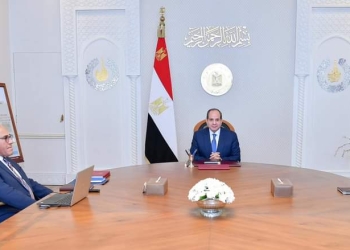 “السيسي” يوجه بتلبية متطلبات خطط التنمية المستدامة للدولة بما يتفق مع سياسة تعميق التصنيع المحلى ونقل وتوطين التكنولوجيا الحديثة