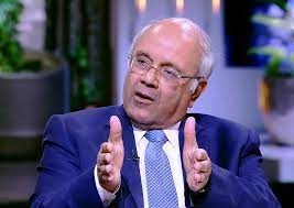 “الفيومى”: عودة العمل بالمواعيد الشتوية لغلق المحال التجارية الجمعة المقبل