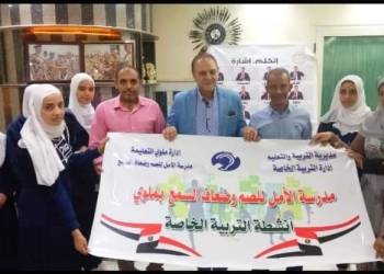تدشين مبادرة “اتكلم إشارة” بالمنيا.. و تنفيذيون يتابعون تعميمها بالمصالح الحكومية