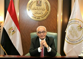 بشري للمعلمين . . وزير التعليم يوقع قرارات تعاقد  الناجحين في “مسابقة ٣٠ ألف معلم