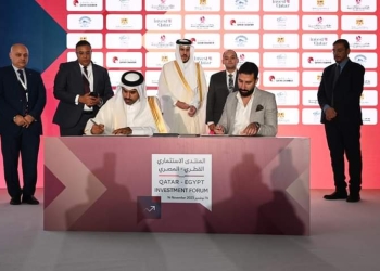 وزير التجارة والصناعة يستعرض مع نظيره القطري فرص التعاون الاقتصادي المتاحة بين البلدين
