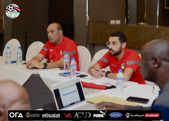 منتخب مصر بالقميص الأحمر و سيراليون بالأزرق في مباراة الغد بتصفيات المونديال
