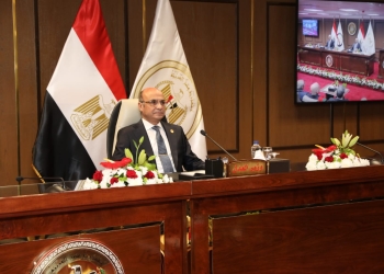 أعضاء النيابة العامة الجدد يؤدون اليمين القانونية  أمام وزير العدل بحضور النائب العام
