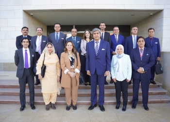 وزارة التخطيط تستقبل وفد رفيع المستوى من المدرسة الوطنية للسياسة العامة بباكستان