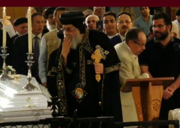 بالبث المباشر.. البابا تواضروس يترأس صلوات جناز مثلث الرحمات الأنبا أثناسيوس