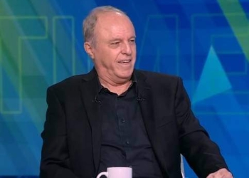 المدير الفني السابق لريال مدريد: أشعر بالسعادة حينما أرى أداء الأهلي المصري.. و”صلاح” أحد أفضل اللاعبين في العالم
