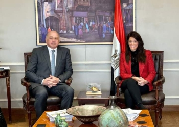 وزيرة التعاون الدولي تبحث مع وفد البنك التنمية الجديد الاستعدادت للزيارة الأولى لرئيسة البنك لمصر ووضع خطة التعاون في ضوء الأولويات الوطنية