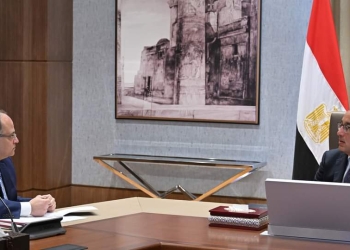 رئيس الوزراء يؤكد أهمية دور هيئة الدواء في الرقابة على الأسواق وضبط سعر الدواء