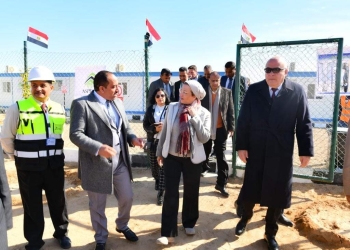 وزيرة البيئة : دعم ٥٢ جمعية أهلية بمحافظة قنا لتغيير ثقافة المواطن فى التعامل مع المخلفات ..  وتوفير ما يقرب من ٨٠٠  فرصة عمل للشباب