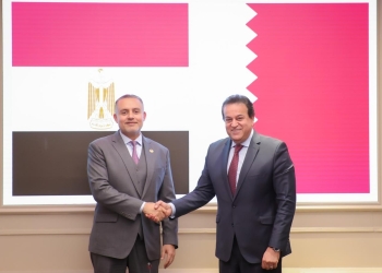 وزير الصحة والسفير القطري يبحثان توسيع أفق التعاون بين البلدين في القطاع الصحي