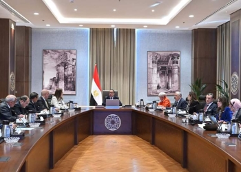 مدبولى يوجه بإعداد دراسة وافية عن الارتفاعات بالمنطقة المحيطة بالأهرامات والمتحف المصري الكبير مراعاة للرؤية البصرية