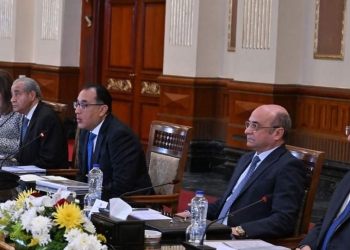 ” مدبولى ” يوجه بتشكيل مجموعة عمل مُصغرة في كل محافظة لمتابعة توافر السلع في الأسواق و توازن أسعارها على ان تعرض تقريرها بشكل اسبوعى