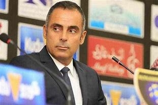 “جوميز” في  جلسة  لدراسة الموقف العلاجي للاعبين