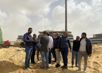 رئيس جهاز ” القاهرة الجديدة ” يتفقد مشروعات التطوير والطرق بالتجمعين الأول والثالث والامتداد الشرقي