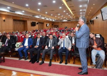 محافظ بورسعيد يشهد جلسة استماع لعرض مشروع المخطط الاستيراتيجى العام لمحافظة بورسعيد