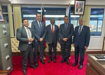 وفد هيئة الدواء يلتقي وكيل وزارة الصحة الكينية على هامش مشاركته بأعمال اللجنة المصرية – الكينية المشتركة بنيروبي