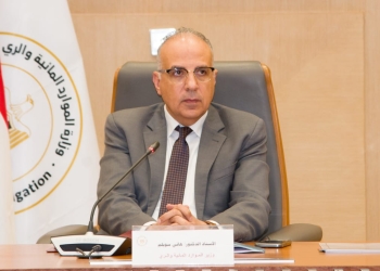 وزير الري يعقد إجتماع “اللجنة الدائمة العليا للسياسات بالوزارة” وعضوية أعضاء اللجنة