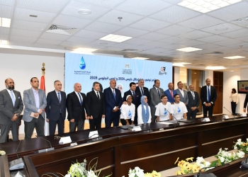 وزير الشباب يشهد مراسم توقيع عقد رعاية  لـ 4 من أبطال مصر لأولمبياد  ٢٠٢٤ و ٢٠٢٨