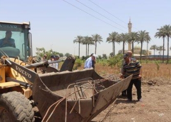 محافظ القليوبية يشهد إزالة ٢ حالة مخالفة بأجهور الكبرى بطوخ ويشهد إزالة سور على أرض مساحة 4 أفدنة بسنديون