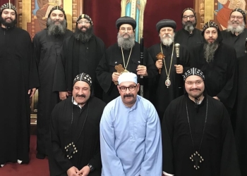 بالصور .. أسقف ورئيس دير الأنبا شنودة رئيس المتوحدين بأستراليا يسيم راهبين احتفالا بعيد شفيع الدير