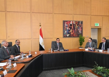 الشربيني: العمل على إتاحة قطع أراض استثمارية لتلبية كل الطلبات المقدمة من المستثمرين.. وخلق فرص استثمارية جديدة