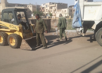 رفع 500 طن مخلفات وأتربة فى حملات نظافة مكثفة بإسنا