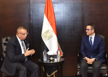 وزير الاستثمار والتجارة الخارجية يلتقي محافظ جنوب سيناء لاستعراض فرص ومقومات الاستثمار بالمحافظة في مختلف القطاعات الإنتاجية والخدمية