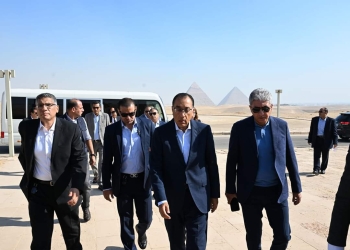 مدبولي: أعمال تطوير مدخل المنطقة الأثرية بهضبة الأهرام يتناسب مع القيمة الحضارية للمنطقة