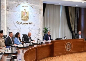 رئيس الوزراء يُتابع جهود تيسير دخول وخروج المستثمرين والبضائع من وإلى سيناء
