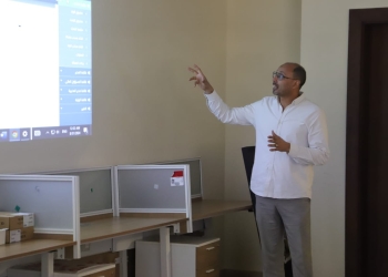 بالصور ..بدء دورات تدريبية لتعريف مديري المديريات كيفية التعامل مع المنصة الإلكترونية للعمالة غير المنتظمة  روم