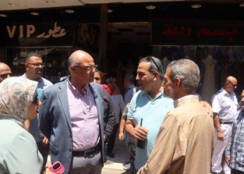 محافظ القليوبية يقوم بجولة مفاجئة بمدينة طوخ لتفقد عدد من المشكلات وشكاوى المواطنين