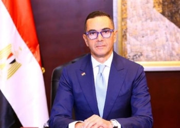 في ثاني جولاته الأوروبية.. وزير الاستثمار والتجارة الخارجية يتوجه إلى العاصمة الفرنسية باريس لعقد لقاءات رسمية مع ممثلي كبرى الشركات ومجتمع الأعمال