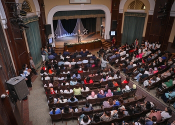 الدكتور القس أندريه زكي يشارك في مؤتمر Student Leadership ببيت إجابية في وادي النطرون بحضور ١٢٠٠ إنجيلي