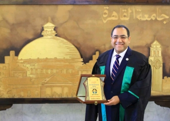 كلية الاقتصاد والعلوم السياسية تكرم الاستاذ الدكتور صالح الشيخ في حفل تكريم أبرز خريجيها