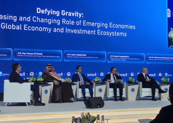 مهندس حسن الخطيب: الدولة المصرية تعمل على توفير بيئة استثمارية مواتية بهدف جذب المزيد من الاستثمارات المحلية والأجنبية للسوق المصري