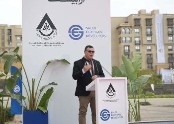 وزير الإسكان: الوزارة تنفذ مشروعات فى وسط القاهرة باستثمارات تصل لنحو 22.2 مليار جنيه