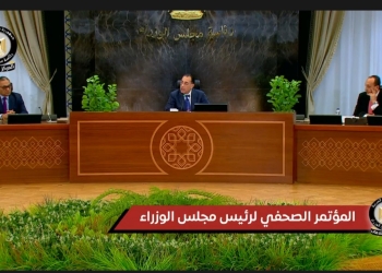 “مدبولي”: نسعى إلى زيادة إنتاجية السوق المحلية من السيارات والتصدير للخارج