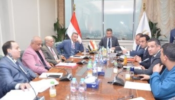 وزير التموين  يلتقي بعدد من أعضاء مجلسي النواب والشيوخ