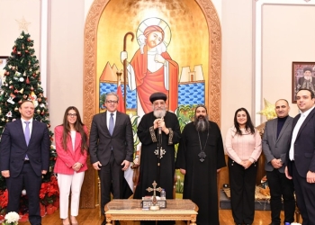 قداسة البابا يستقبل الدكتور خالد العناني