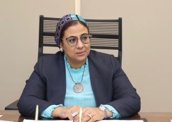 رئيس قومي المرأة تجتمع برئيس هيئة تنمية الصعيد بمقر المجلس بالقاهرة