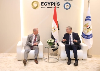 وزير البترول يلتقي مع مسئولي شركة هاليبرتون العالمية على هامش مؤتمر ومعرض مصر الدولي للطاقة إيجبس 2025